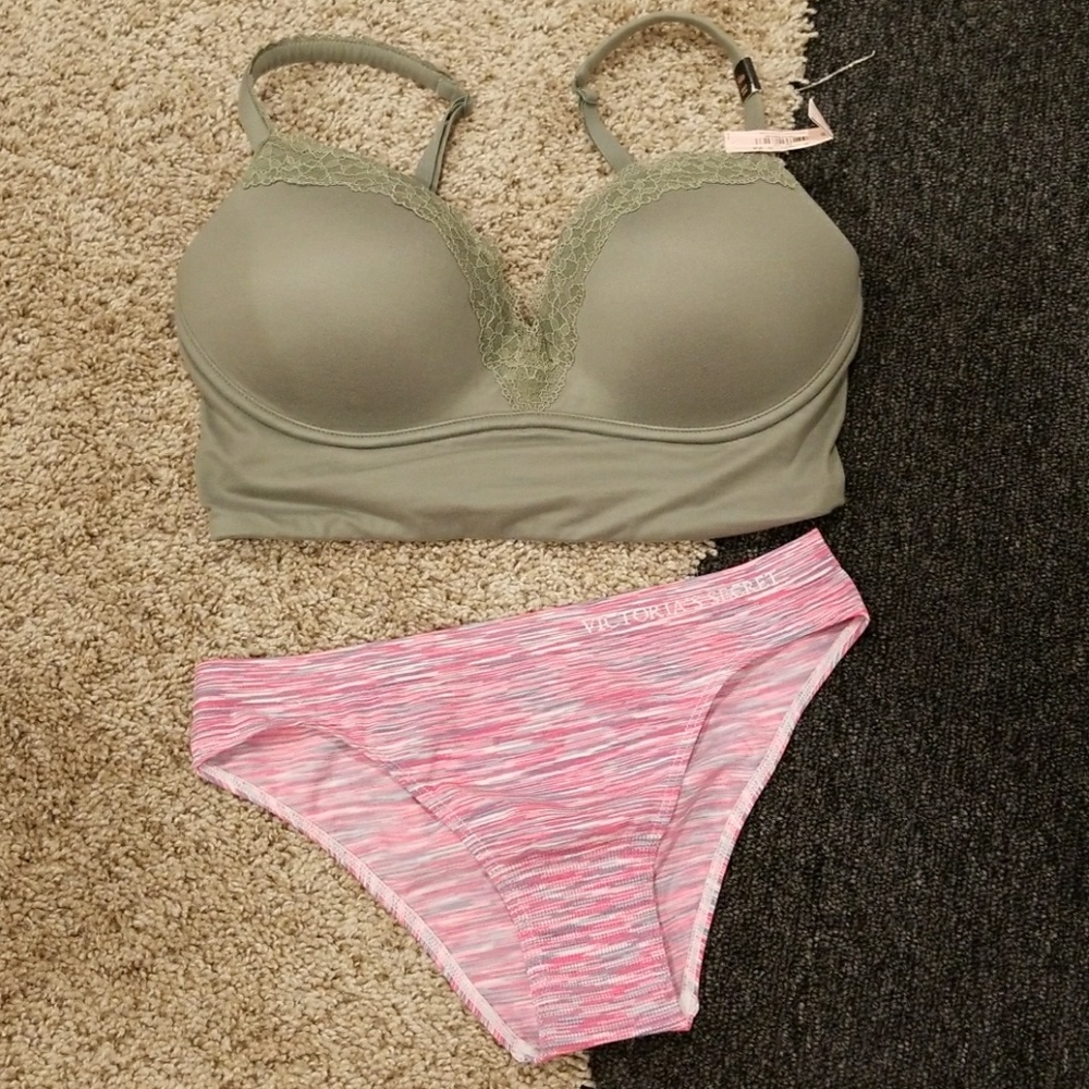 Victoria's secret no wire padded bra set